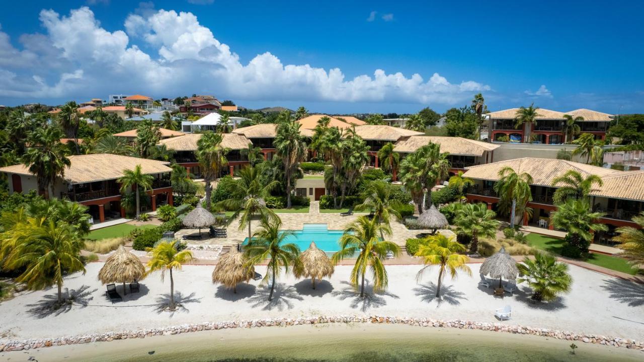 Spanish Water Apartments Willemstad Bagian luar foto