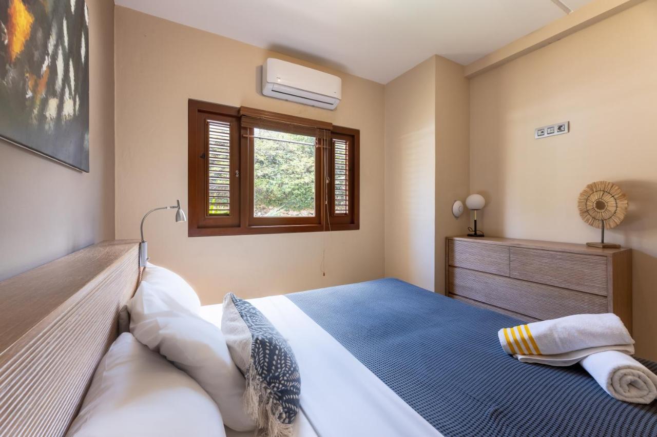 Spanish Water Apartments Willemstad Bagian luar foto